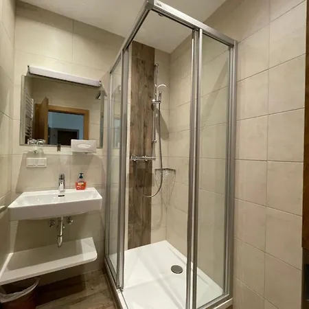 ベッド・アンド・ブレックファスト Metzgerstubn 3*