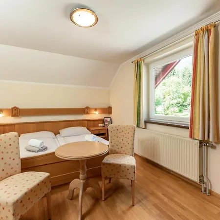 住宿加早餐酒店 Metzgerstubn Sankt Martin (Salzburg)